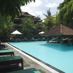 Hotel Puri Bambu